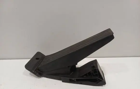 BMW 5 F10 F11 Accelerator throttle pedal 6852644 1805110871A 25916010