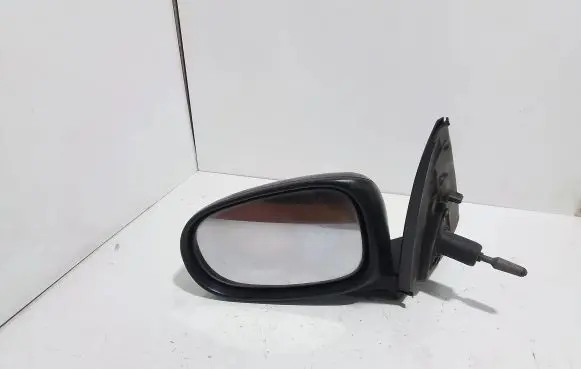 Nissan Almera Tino Manual wing mirror E11015541 E025541