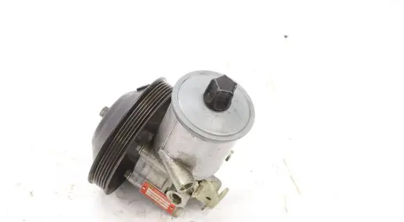 Mercedes-Benz E W124 Power steering pump 2104660201
