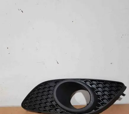 Opel Zafira B Fog light bracket 13247322