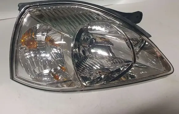 KIA Rio Headlight/headlamp 92102FD021