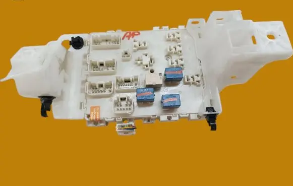 Suzuki Swift II Fuse box set P601-9554