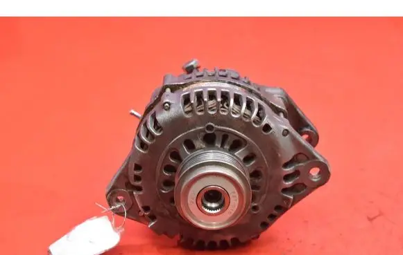 Opel Astra H Generator/alternator A2066