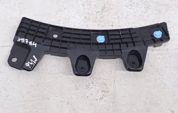 Mazda CX-30 Rear bumper mounting bracket DFR551U40