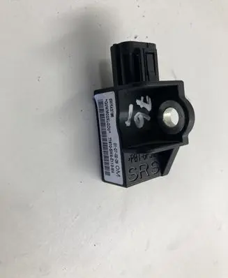 Honda CR-V Airbag deployment crash/impact sensor 5WK43786