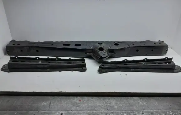 Toyota Prius (XW30) Front subframe