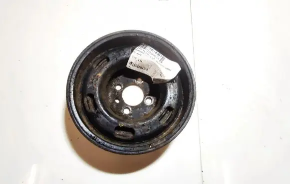 Audi A6 S6 C5 4B Crankshaft pulley 058105251E