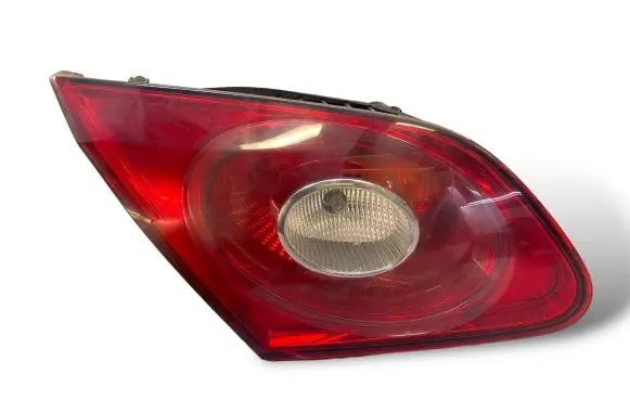Volkswagen PASSAT CC Tailgate rear/tail lights