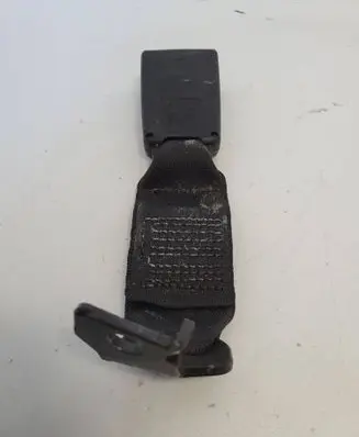 BMW 5 E60 E61 Rear seatbelt buckle 7059774