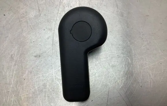 Ford C-MAX II Engine bonnet (hood) release handle AM5116B626A