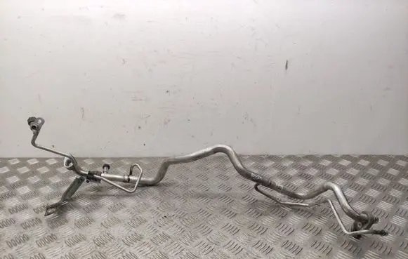 Nissan X-Trail T32 Engine coolant pipe/hose 924464BA0A