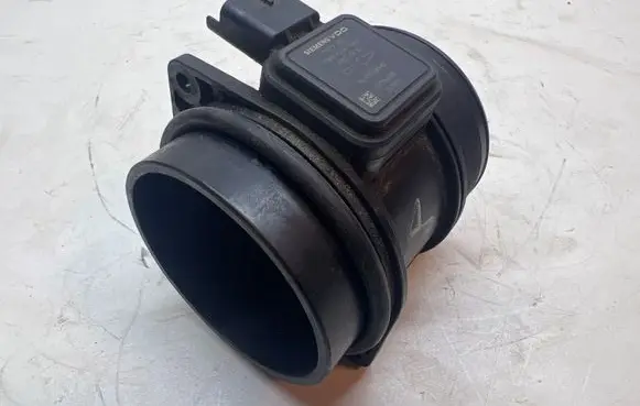 Volvo V50 Mass air flow meter 5Wk97002