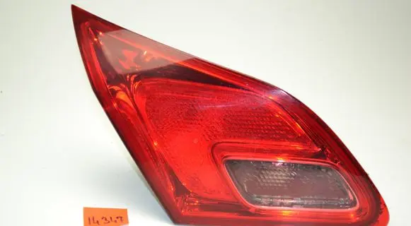 Opel Astra J Tailgate rear/tail lights