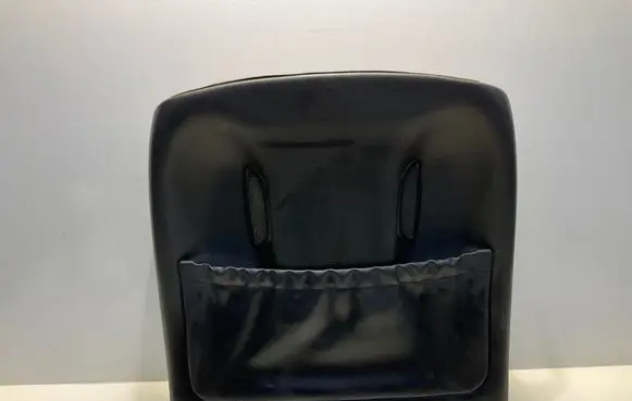 Mercedes-Benz CLS C219 Seat trim A2199101039 357103 2199101039