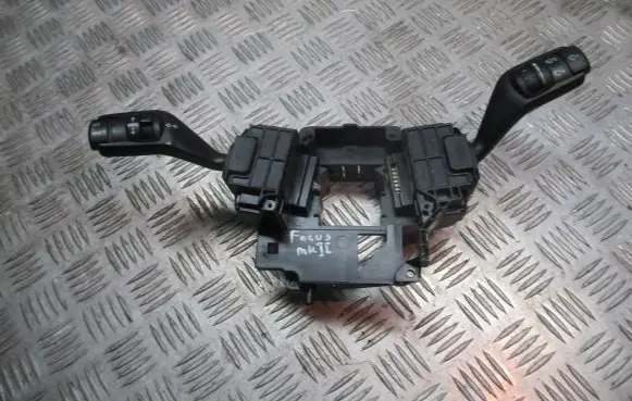 Ford Focus Headlight wiper switch 