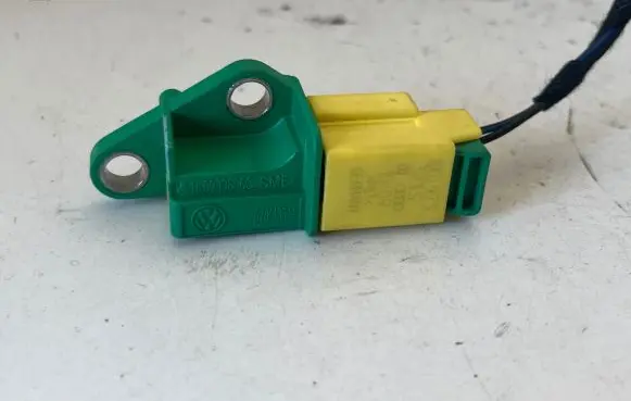 Audi A4 S4 B8 8K Airbag deployment crash/impact sensor 1K0909606C 5WK43544