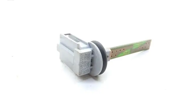 Audi A3 S3 8P Oil temperature sensor 4B0820539
