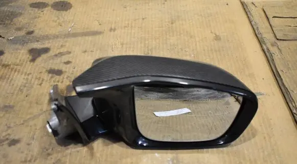 BMW M5 F90 Front door electric wing mirror C267