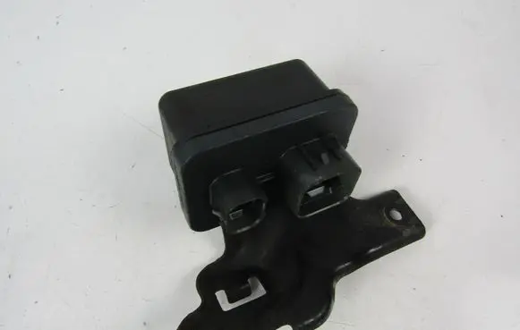 Mazda 6 Glow plug pre-heat relay SH0118650