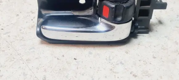 Rear door interior handle