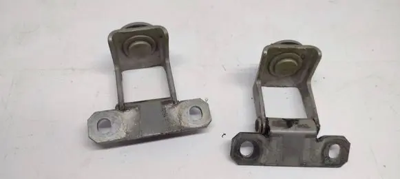 Renault Scenic III - Grand scenic III Tailgate/trunk/boot hinge M07338R C270332