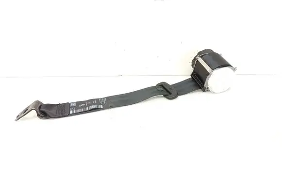 Middle seatbelt (rear)