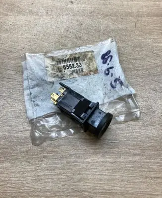 Peugeot 309 Windscreen/window heater switch 655233