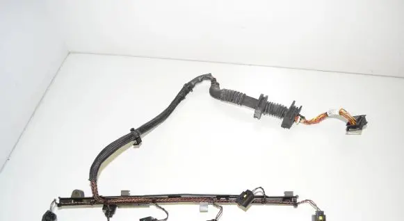 BMW X6 E71 Fuel injector wires 8508111 12518508112 8508112
