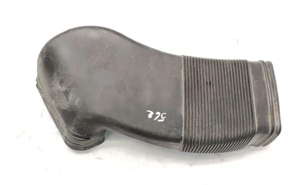 Audi A6 S6 C5 4B Air intake hose/pipe 8D0129617E