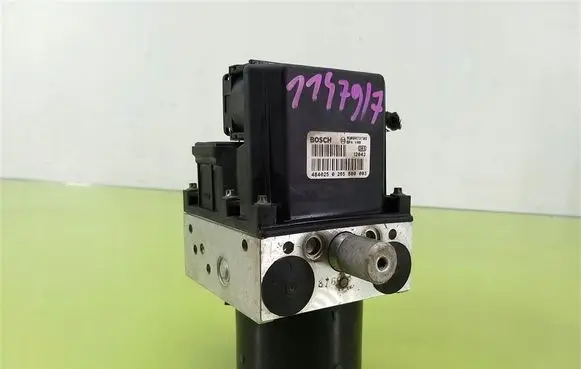 Skoda Fabia Mk1 (6Y) ABS Pump 6Q0907379G