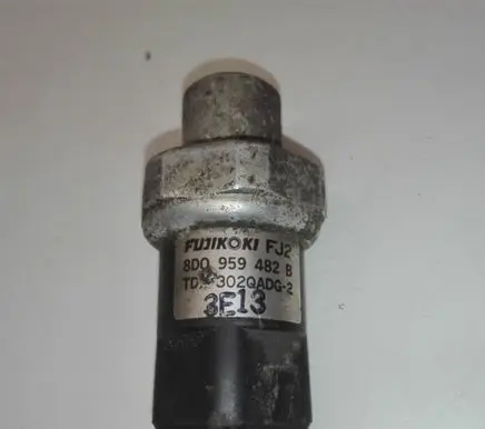 Air conditioning (A/C) pressure sensor