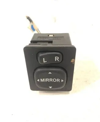 Toyota Avensis T250 Wing mirror switch 183574