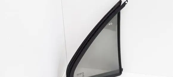 KIA Sorento Rear side window