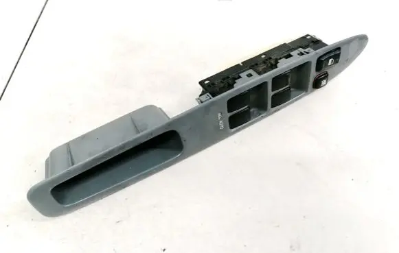 Toyota Avensis Verso Electric window control switch 8404044030 84040-44030