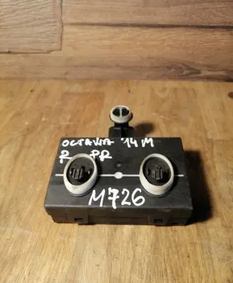 Skoda Octavia Mk3 (5E) Door control unit/module