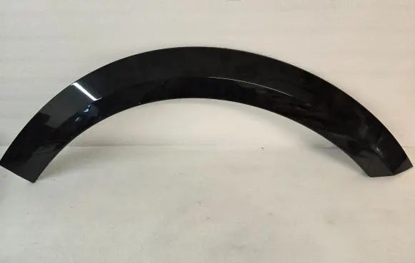 Volvo XC60 Front arch trim 39848567