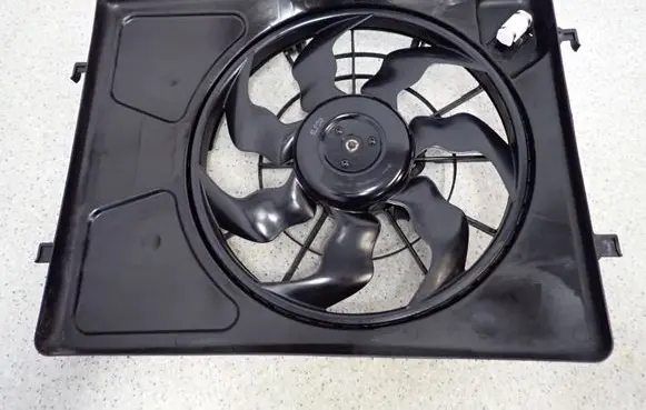 KIA Ceed Electric radiator cooling fan
