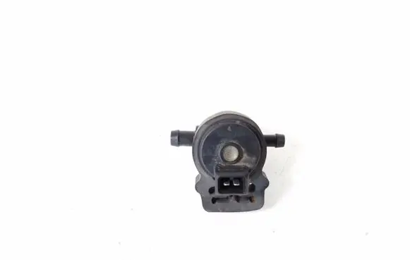 Mercedes-Benz GL X166 Valve A0004769732