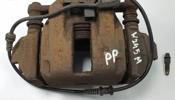 Mercedes-Benz B W245 Front brake caliper
