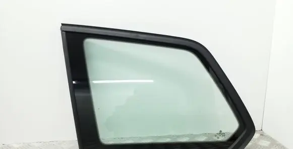 Volkswagen Golf VII Rear side window 5G9845297