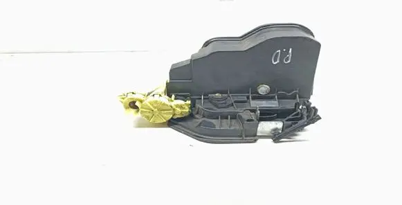 BMW X3 F25 Front door lock 7283630