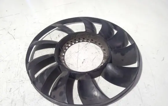 Audi A6 Allroad C5 Fan impeller 059121301