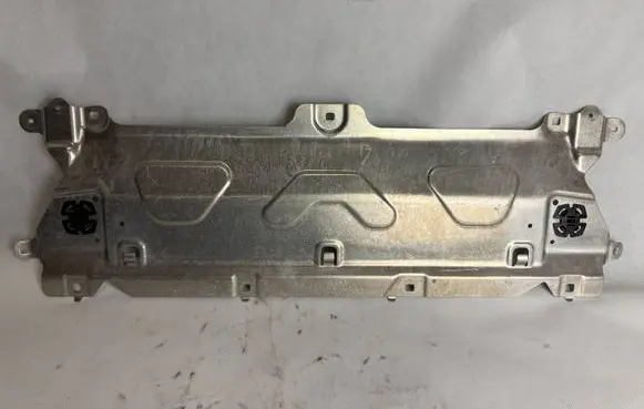 BMW X3 G01 Radiator trim 7400110 17521610 1287290001