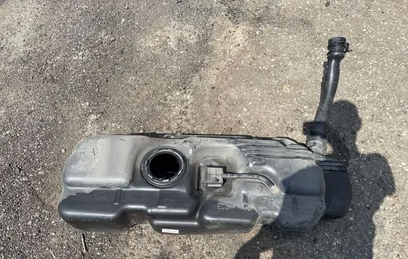Mercedes-Benz Vito Viano W447 Fuel tank A4474705500