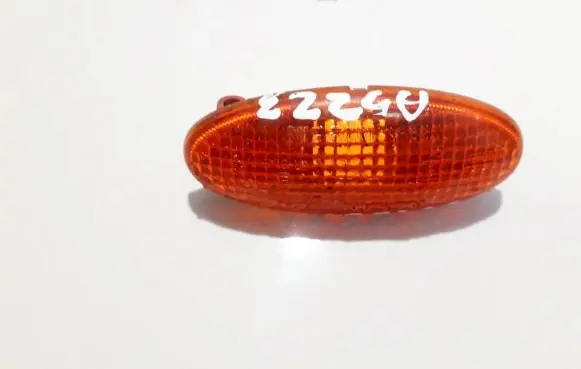 Nissan Almera Tino Front fender indicator light 6r01458