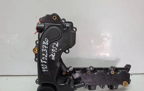 Peugeot 208 I Rocker cam cover S27647752 9808923780