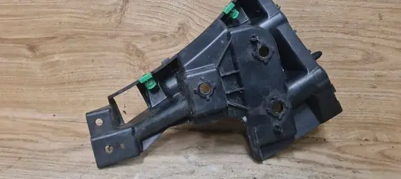 Volvo V60 Front bumper mounting bracket 31425463