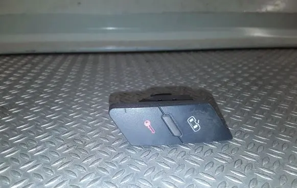 Audi A6 S6 C6 4F Central locking switch button 