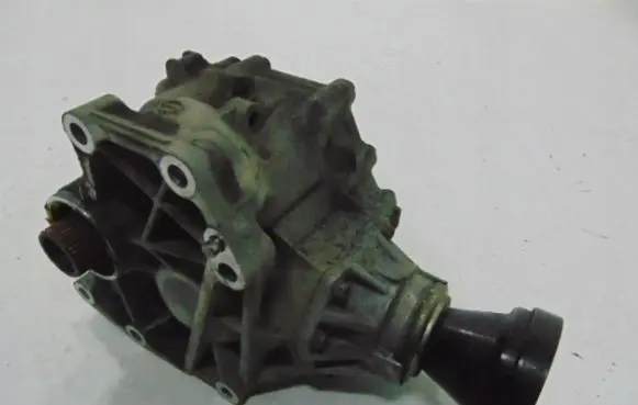 SsangYong Korando Gearbox transfer box case 067084