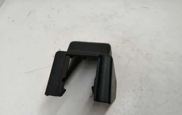 Toyota Prius+ (ZVW40) Seat trim 7212747010